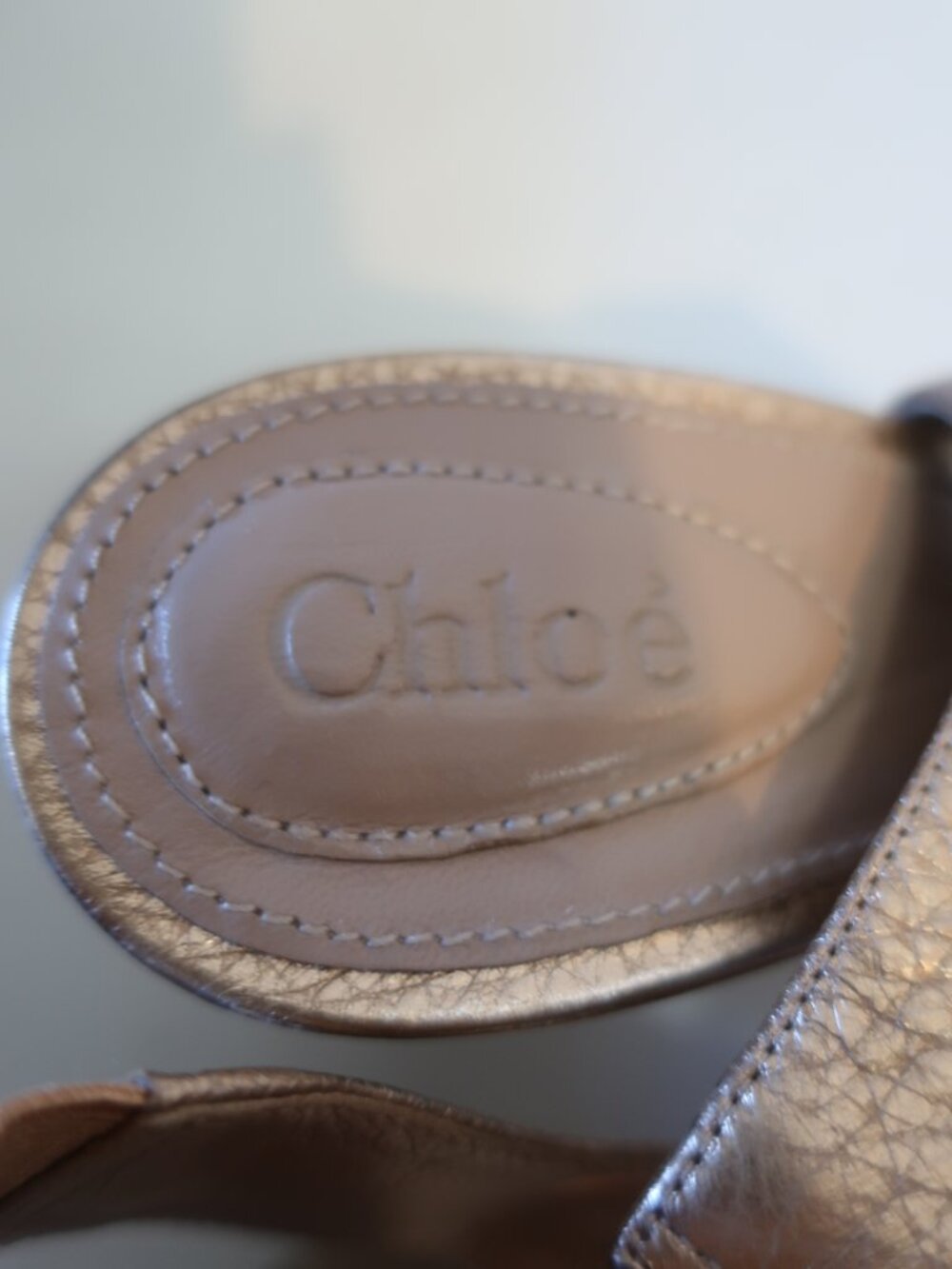 Womens Chloe Gold Metallic Leather Slingback Block Heel Sandals 38 US/7.5 - Picture 7 of 15